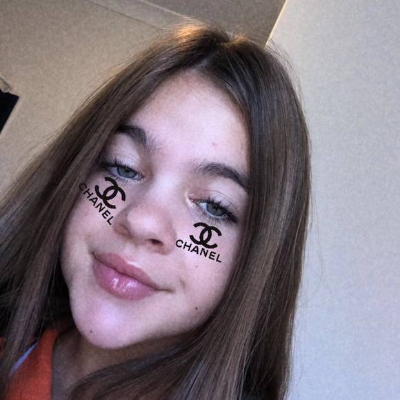 Profile Picture of Lorna Blacklock (@lornablacklock) on Poshmark