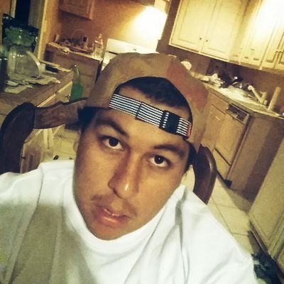 Profile Picture of Peter Ponce (@poncepeter85) on Twitter