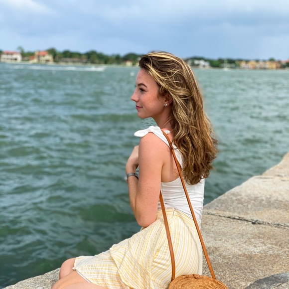 Profile Picture of Madeleine Brown (@mclaireb) on Poshmark