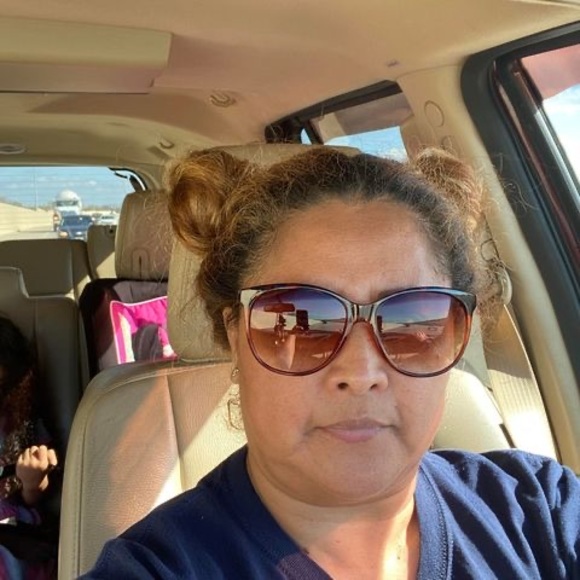 Profile Picture of Norma Rivera (@riveranorma10) on Poshmark