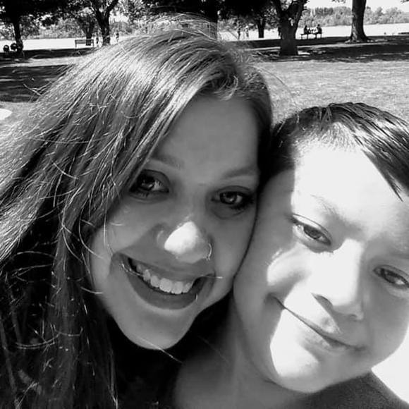 Profile Picture of Nichole Enriquez (@maleek87) on Poshmark