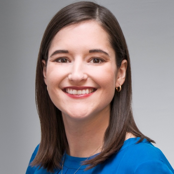 Profile Picture of Becky Ludkiewicz (@beckylud34) on Poshmark