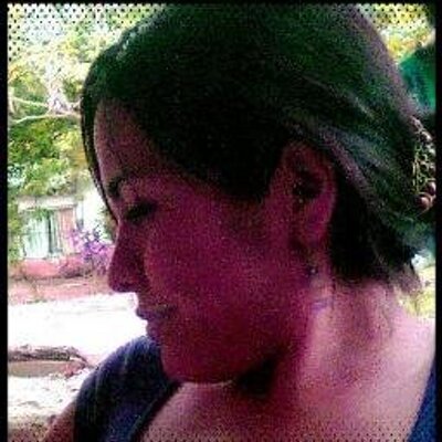 Profile Picture of Linette Morales (@linettemoralez) on Twitter