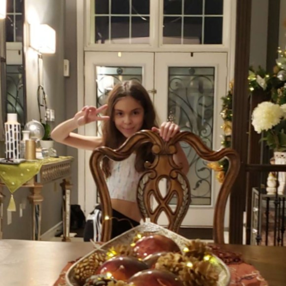 Alexis Vasilakis - Poshmark Profile Picture of Alexis Vasilakis (@omgalexisis10) on Poshmark