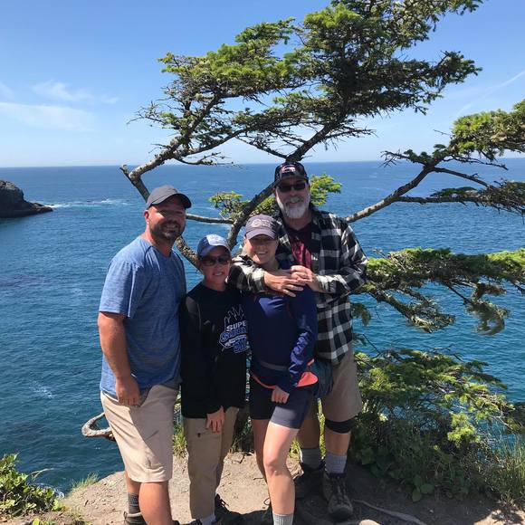 Profile Picture of Amanda Basore turner (@aturner01) on Poshmark