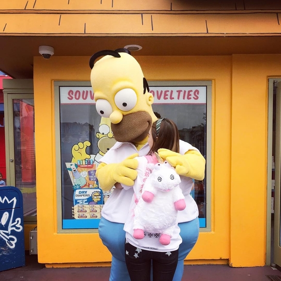 Profile Picture of Bo Pang (@pb960405) on Poshmark