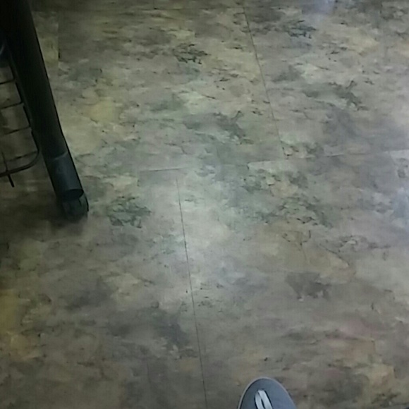 Profile Picture of Kaleena Moore (@kaleena1988) on Poshmark