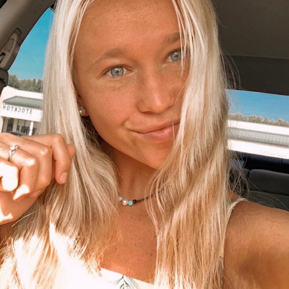 Profile Picture of Erica Schmitt (@xoericaschmitt) on Poshmark