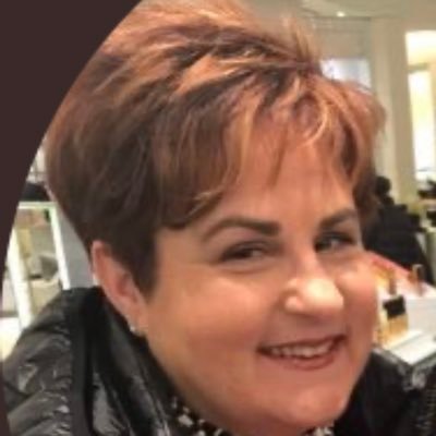 Profile Picture of Joanne Lowe (@JoLowe54) on Twitter