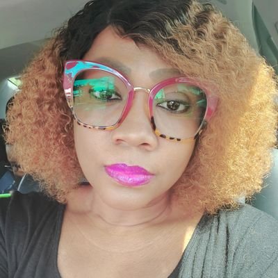 Profile Picture of Regina McNally (@Queengigi777) on Twitter