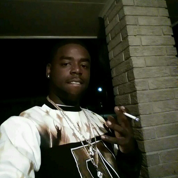 Profile Picture of Alvin Thompson (@boogie504) on Poshmark