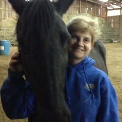 Profile Picture of Roxanne Pilcher (@Rose1552) on Twitter