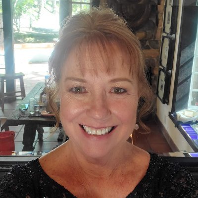 Profile Picture of Sheri Schutte (@busyinoc) on Twitter