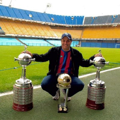 Profile Picture of Luis Antonio Chirinos (@luischirinos) on Twitter