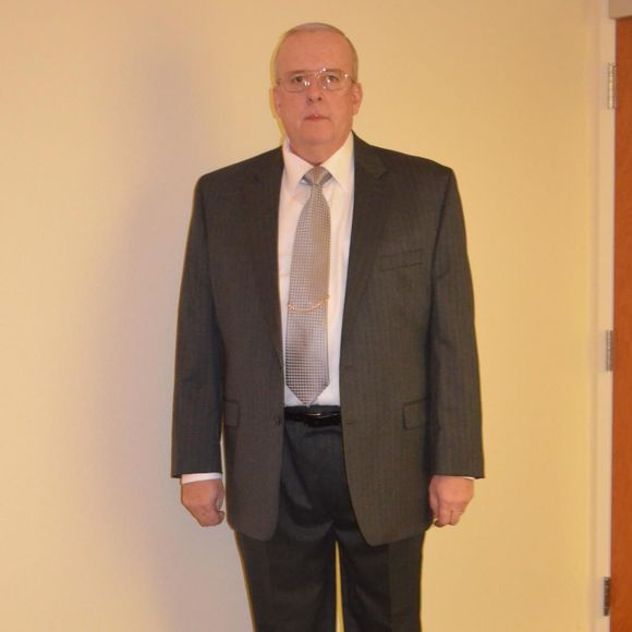 Profile Picture of Michael Bratton (@m_bratton) on Poshmark