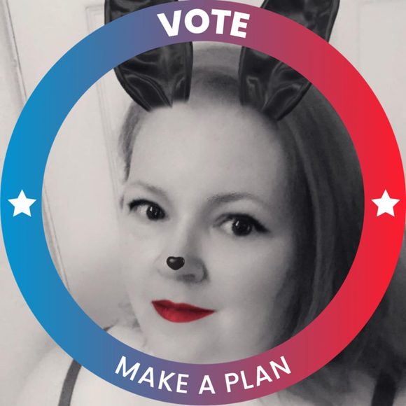 Nikki Knox broome - Poshmark Profile Picture of Nikki Knox broome (@cabroomes) on Poshmark