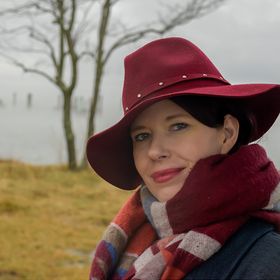 Profile Picture of Tonya Lowe (@lowe2803) on Pinterest