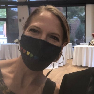 Profile Picture of LoriLoo310 (@LoriLoo310) on Twitter