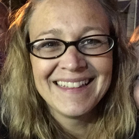 Jennifer Diffley - Poshmark Profile Picture of Jennifer Diffley (@mamadiff3) on Poshmark