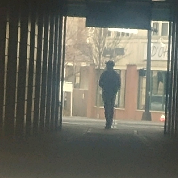 Profile Picture of Kim Lang (@kimisue232) on Poshmark