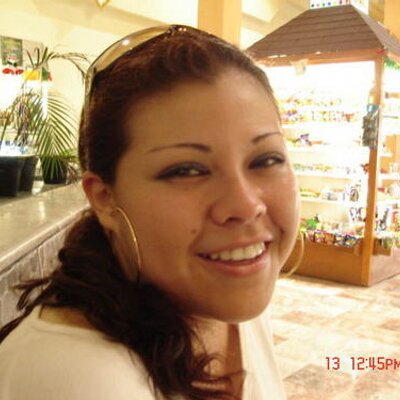 Profile Picture of Alma Guillén (@almaguillen) on Twitter