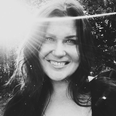 Profile Picture of Caitlin Galo (@wcsPageMScg) on Twitter