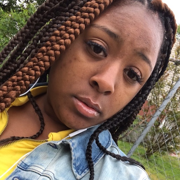 Profile Picture of Vantrice Poteat (@triceworld) on Poshmark