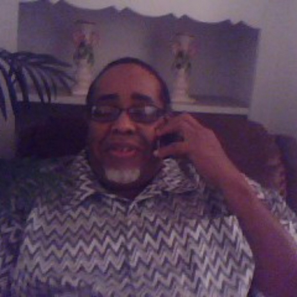 Cornellcanion@yahoo.com Canion - Poshmark Profile Picture of Cornellcanion@yahoo.com Canion (@canion216) on Poshmark