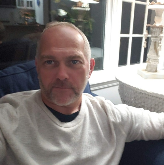 Mark Bezant - Poshmark Profile Picture of Mark Bezant (@jaxerman02) on Poshmark