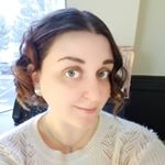 Profile Picture of Alyce Hahn (@velvetcarnation) on Instagram