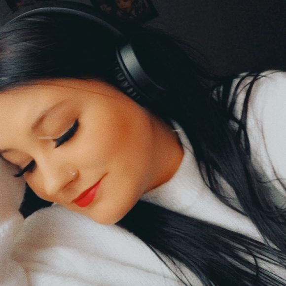 Profile Picture of Caitlin Sandercock (@c_sandercock) on Poshmark