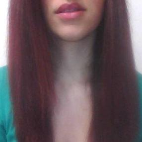 Profile Picture of Elena (@elena_leo21) on Twitter