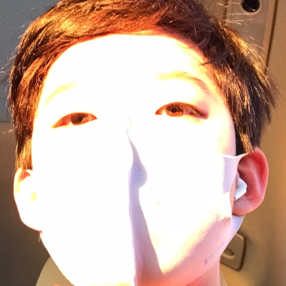 Profile Picture of Robert Yang (@boberto969) on Poshmark