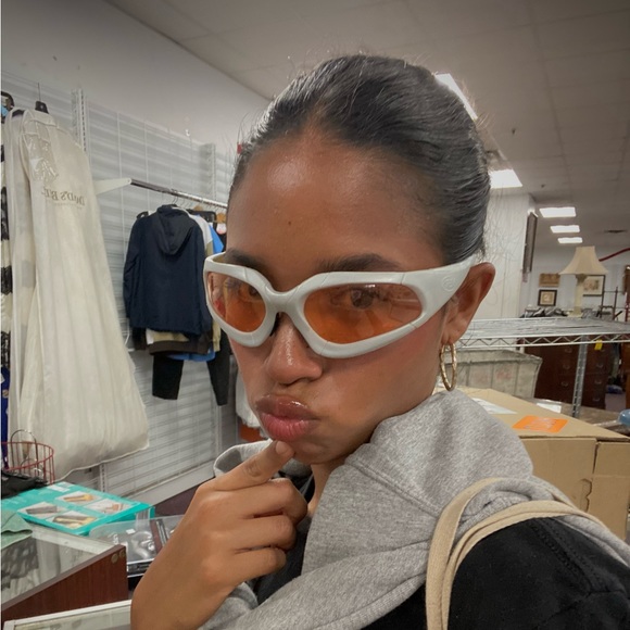 Profile Picture of Yalah Fagoth (@yalah_fagoth) on Poshmark