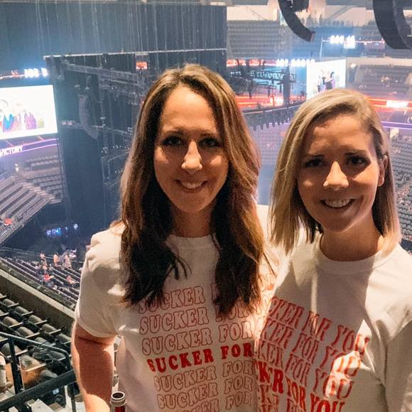 Profile Picture of Sarah Moser (@sarahmoser652) on Poshmark