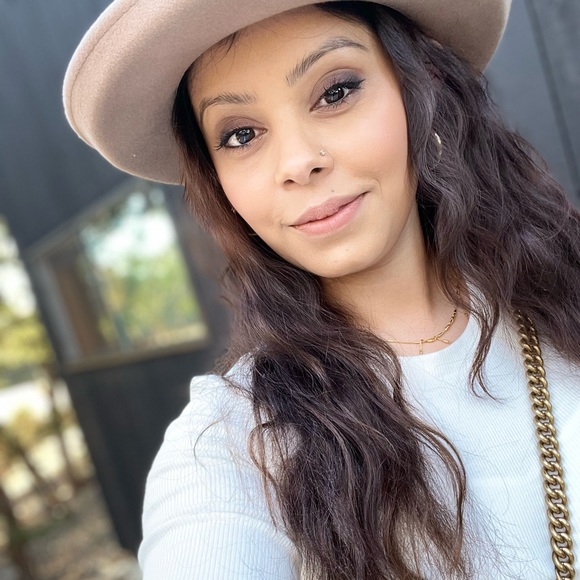 Profile Picture of Jannatul Ferdawas (@jannatul) on Poshmark