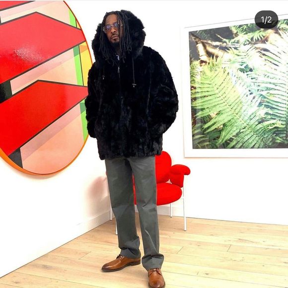 Profile Picture of Yayo East side (@yayo_e) on Poshmark