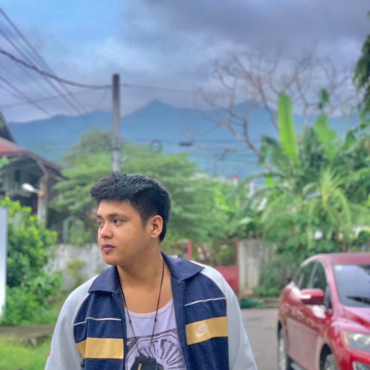 Profile Picture of Carlo Sison (@olracxxx) on Tiktok