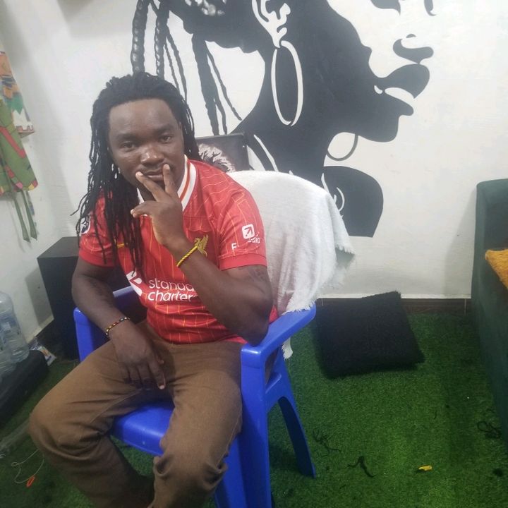 Profile Picture of peter aloisi (@user6300579791367) on Tiktok