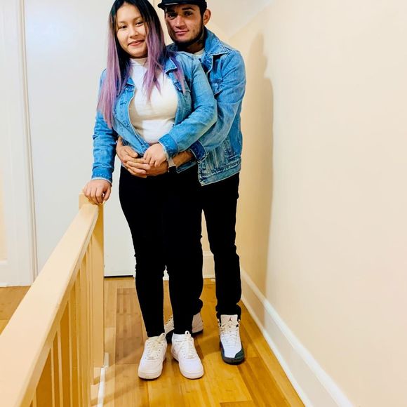 Profile Picture of Cary Rivera (@riveraevet70) on Poshmark