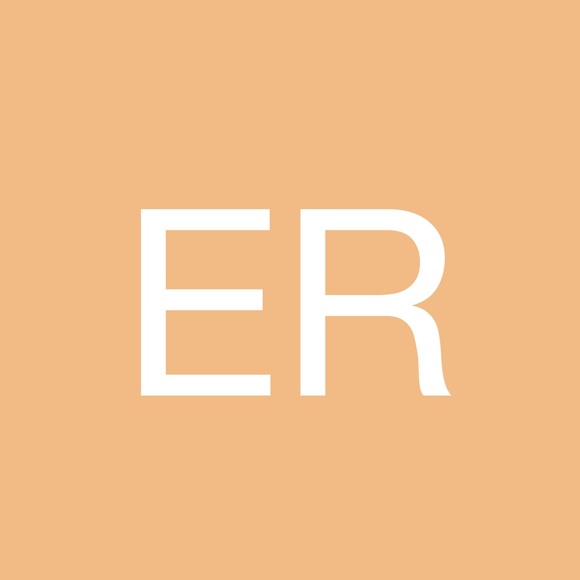 Profile Picture of Erika Rivanis (@erivanis905) on Poshmark