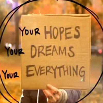 Profile Picture of Holly Jacobson (@hollyjac0bson) on Twitter