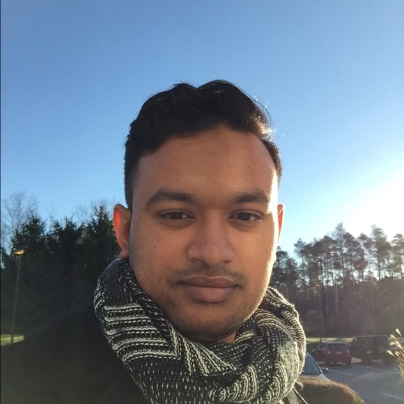 Profile Picture of Yatin Patel (@pyatin24) on Poshmark