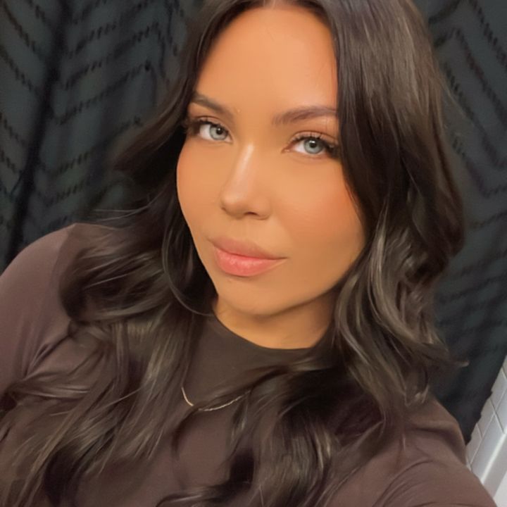 Profile Picture of Anya  Robert (@anyarobert8) on Tiktok