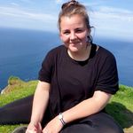 Profile Picture of Sólvá Hanusardóttir Joensen (@solvasmal) on Instagram