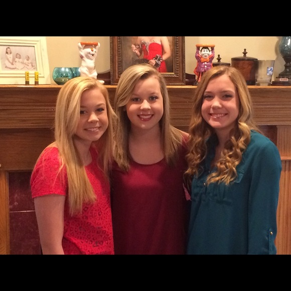 Profile Picture of Taylor Gunter (@taylorgntr13) on Poshmark