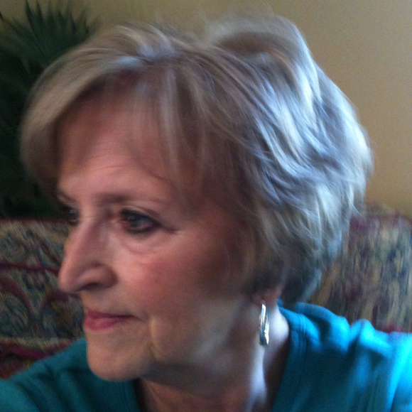 Profile Picture of Joann Howard (@howardchair1) on Poshmark