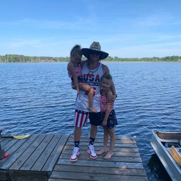 Profile Picture of Matt Rezek (@rezek991) on Poshmark