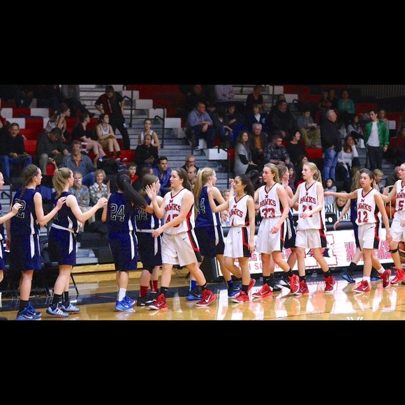 Profile Picture of Fiona Spuria (@fspuria7) on Poshmark