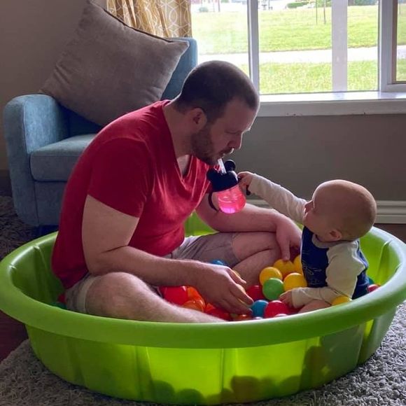 Dave Pascoal - Poshmark Profile Picture of Dave Pascoal (@pasqualie) on Poshmark